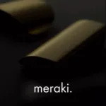 Tirador de puerta curvado de latón macizo LUSTE