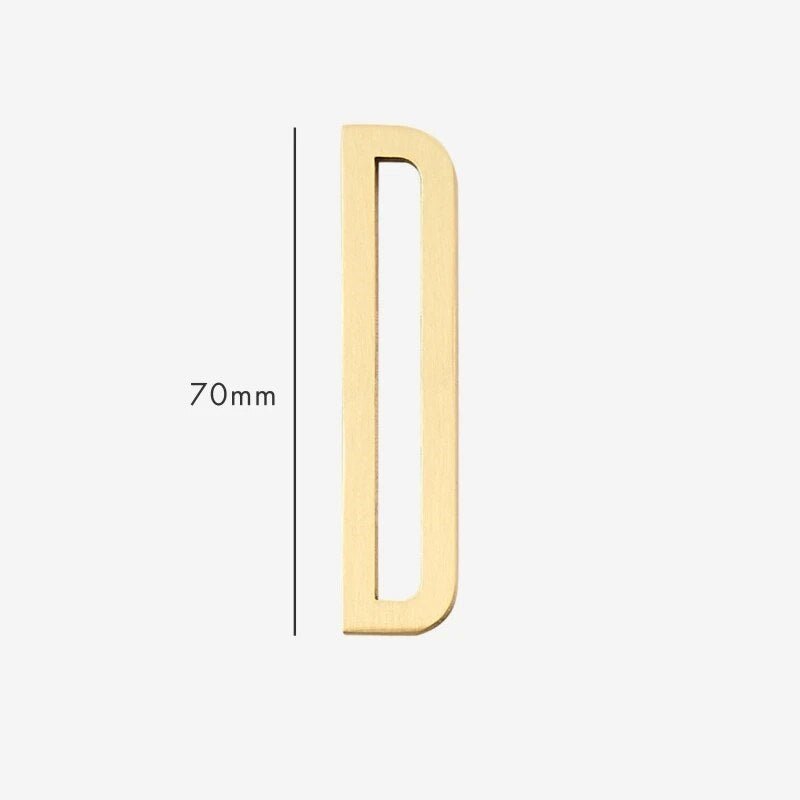 AMYTHUS Satin-Buchstaben aus massivem Messing