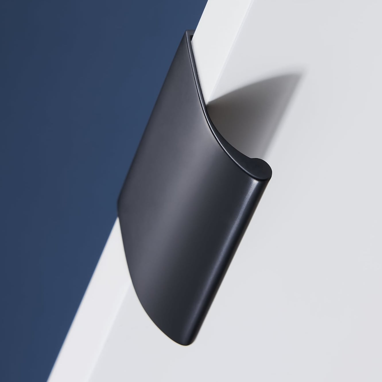 ARC-Lippenzieher aus massivem Messing