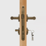 Maniglia a leva in ottone massiccio ARIS