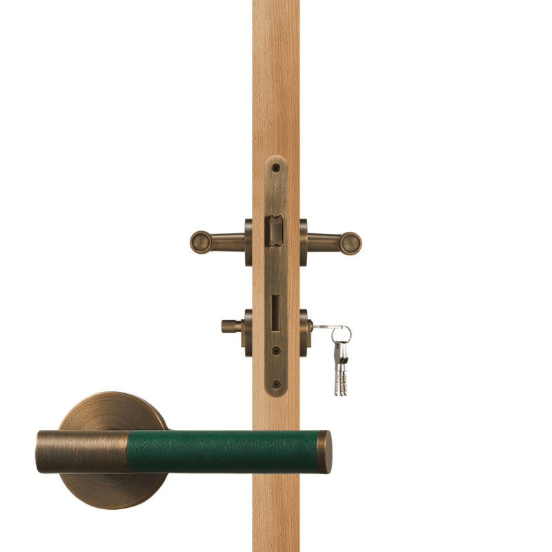 BEETHAM Manillones de latón macizo y cuero en latón antiguo