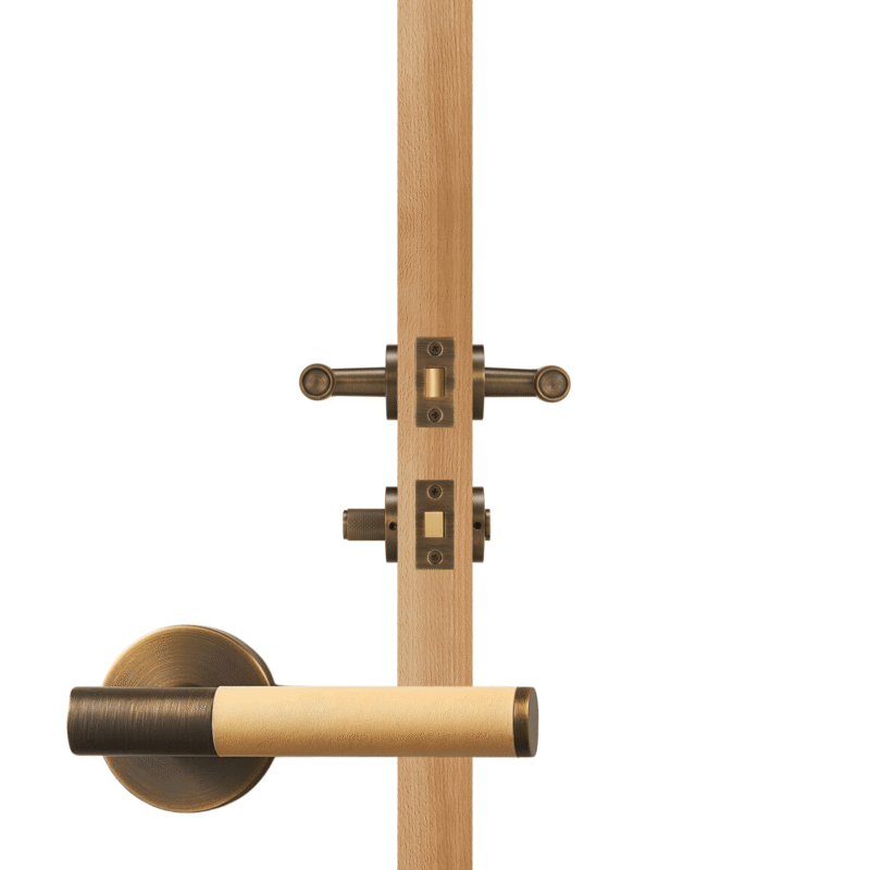 BEETHAM Manillones de latón macizo y cuero en latón antiguo