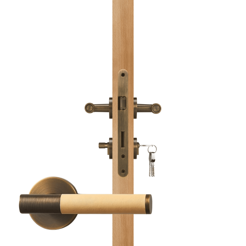 BEETHAM Manillones de latón macizo y cuero en latón antiguo