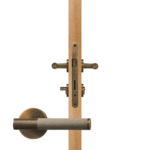 BEETHAM Manillones de latón macizo y cuero en latón antiguo