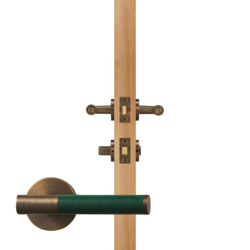 BEETHAM Manillones de latón macizo y cuero en latón antiguo