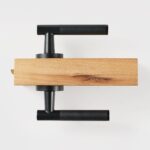 BEETHAM massief messing en lederen deurkrukken in matzwart