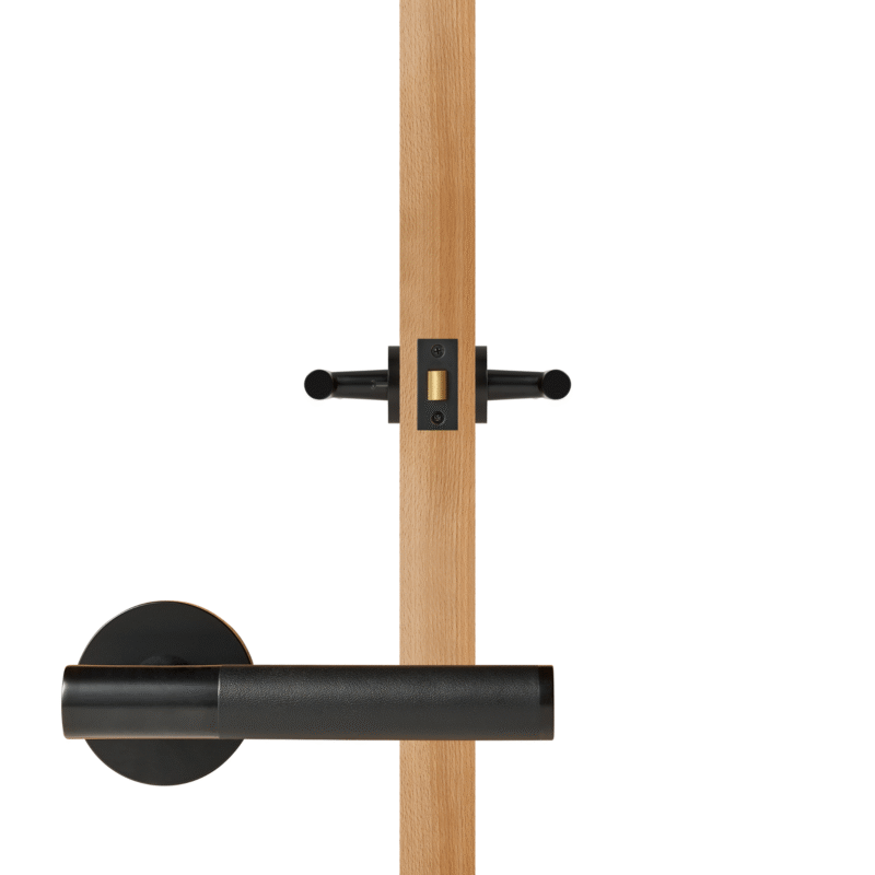 BEETHAM Massief messing en lederen deurkrukken in matzwart 52 BEETHAM massief messing en lederen deurkrukken in matzwart