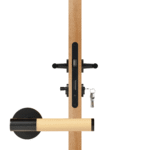 BEETHAM massief messing en lederen deurkrukken in matzwart