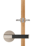 BEETHAM Massief messing en lederen deurkrukken in satijnnikkel