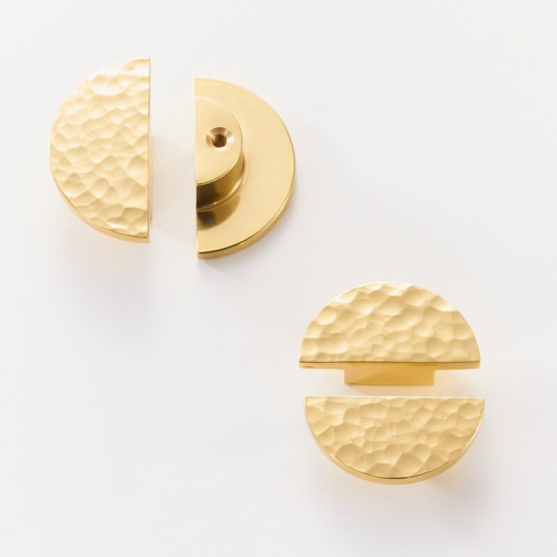 Tiradores de media luna de latón macizo BULET