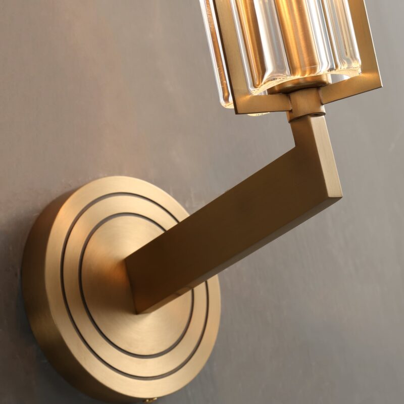 CELESTE Wandleuchte aus massivem Messing