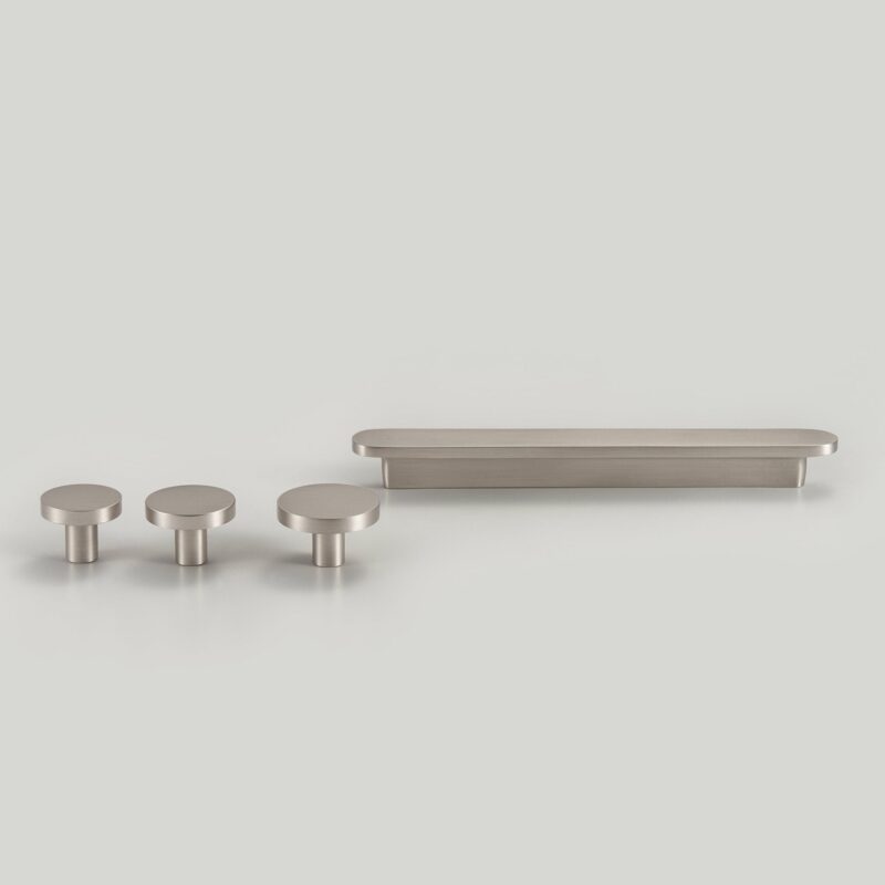 COMMET Maniglia in ottone massiccio 13 COMMET Maniglia in ottone massiccio