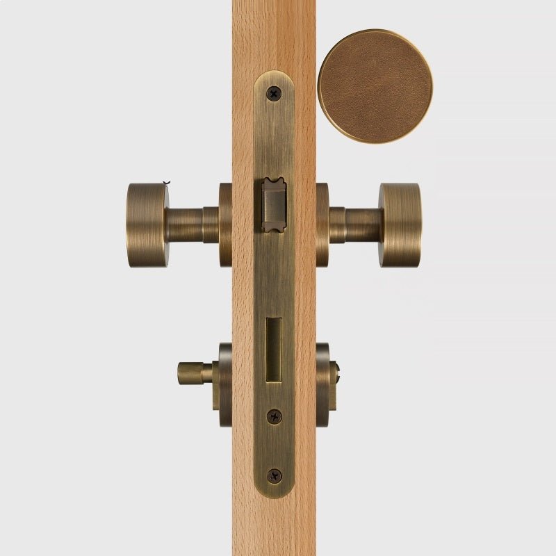 FERN Bouton de porte en laiton massif et cuir - Laiton antique