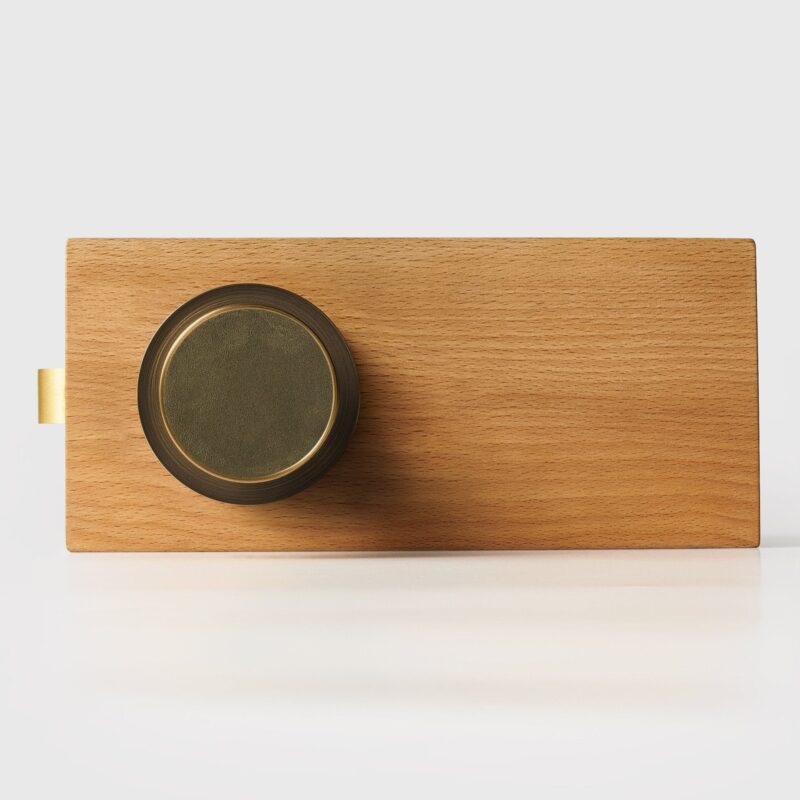 FERN Bouton de porte en laiton massif et cuir - Laiton antique