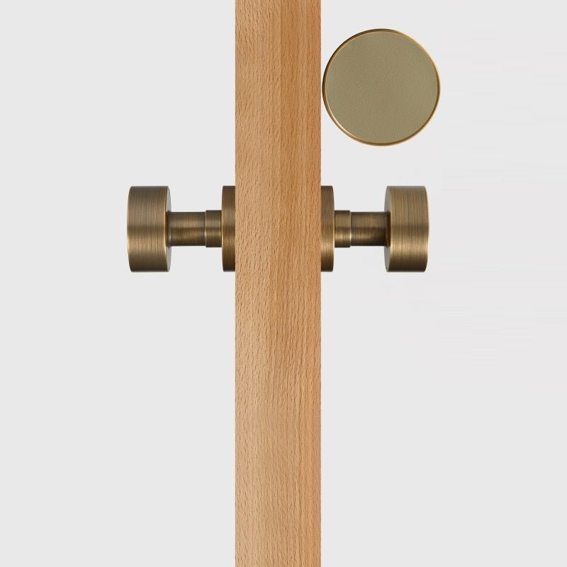 FERN Bouton de porte en laiton massif et cuir - Laiton antique