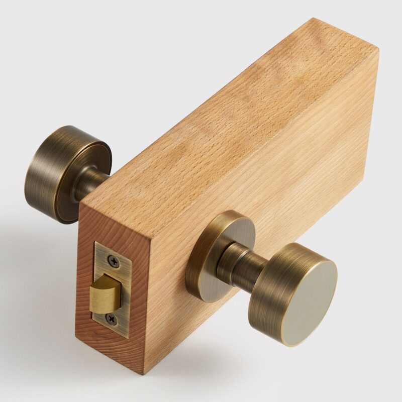 FERN Bouton de porte en laiton massif et cuir - Laiton antique