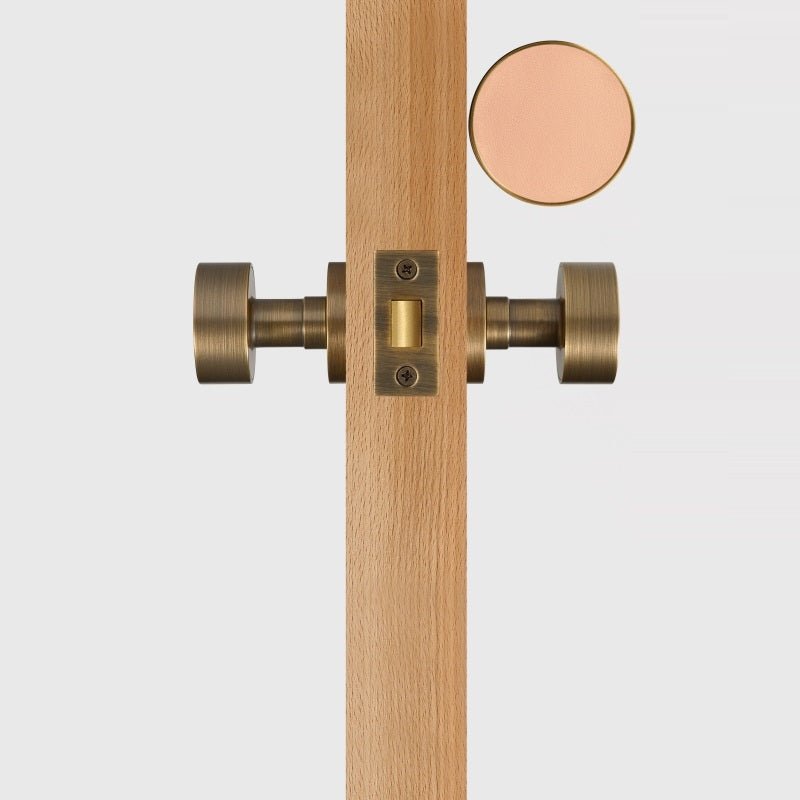 FERN Bouton de porte en laiton massif et cuir - Laiton antique