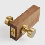 FERN Bouton de porte en laiton massif et cuir - Laiton satiné