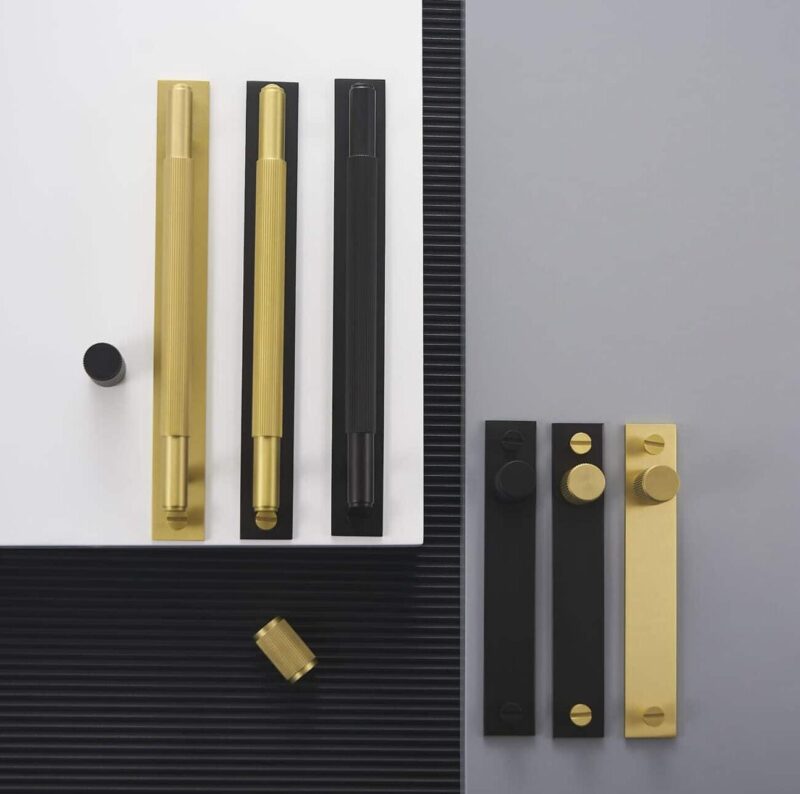 GOTHAM Massive Messingknöpfe 6 GOTHAM Massive Messingknöpfe