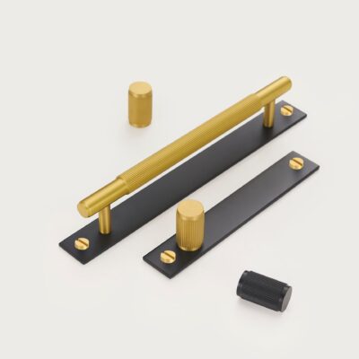 gotham-solid-brass-pulls-with-plate-259982