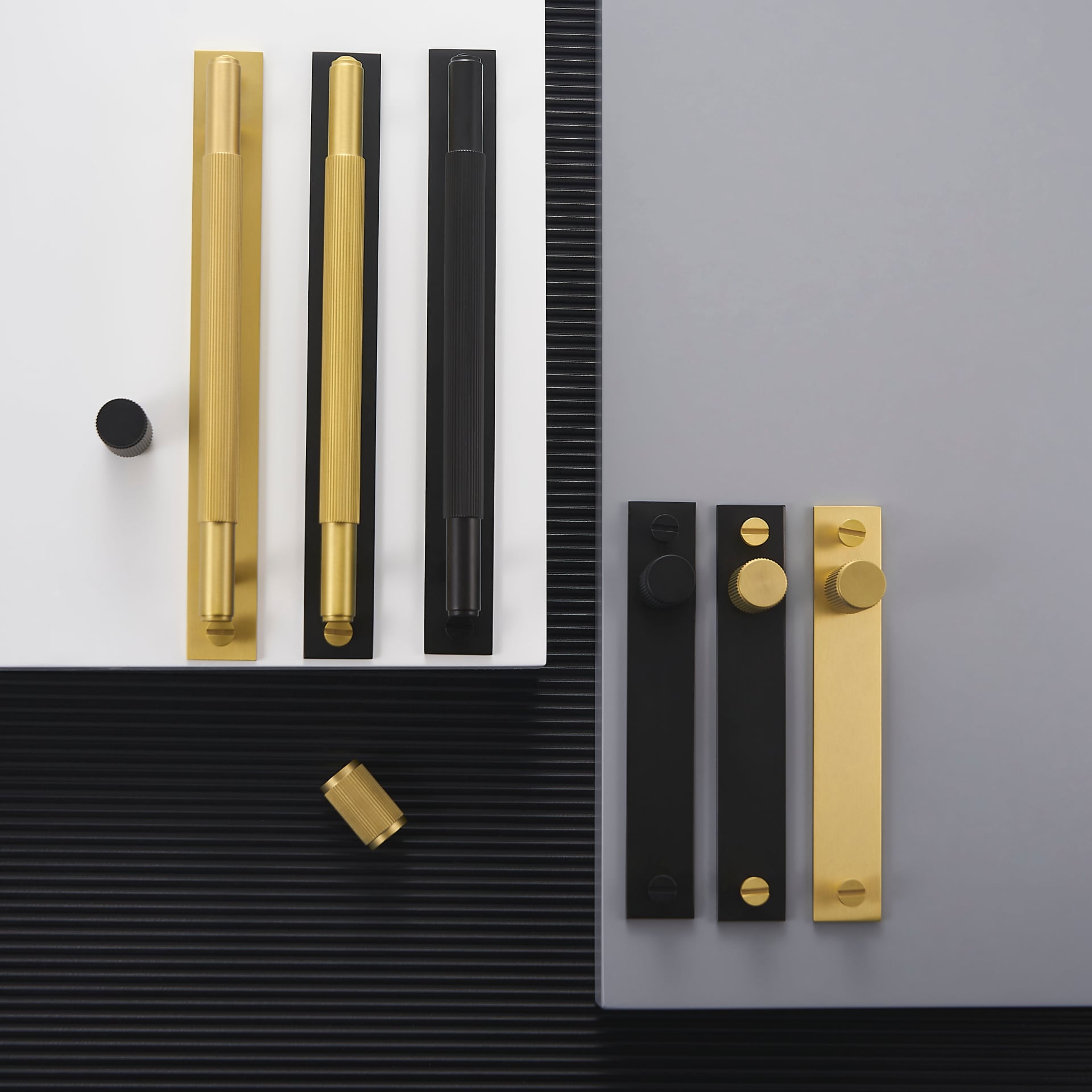 GOTHAM Massief messing handgrepen met plaat