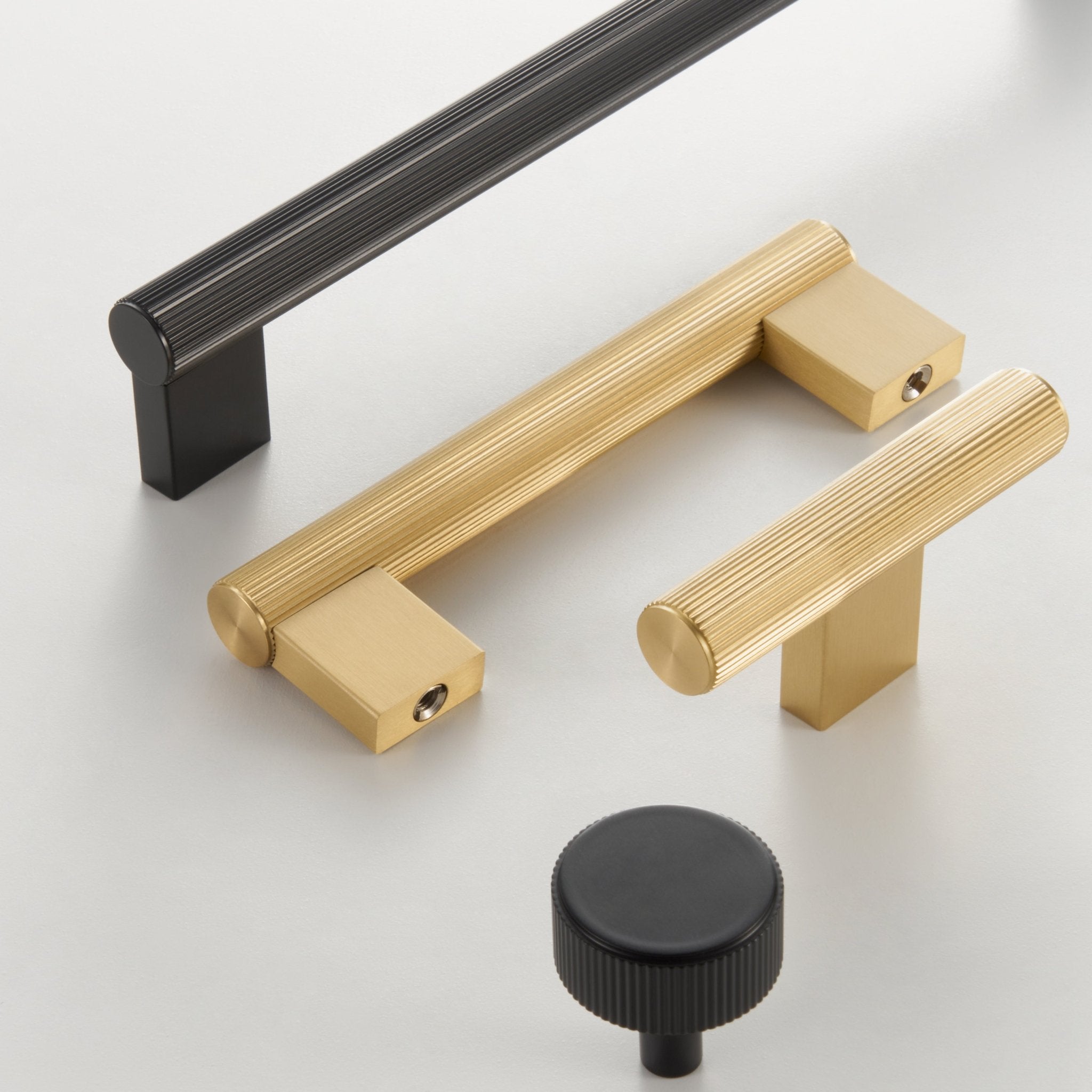 GRAFO Solid Brass Handles