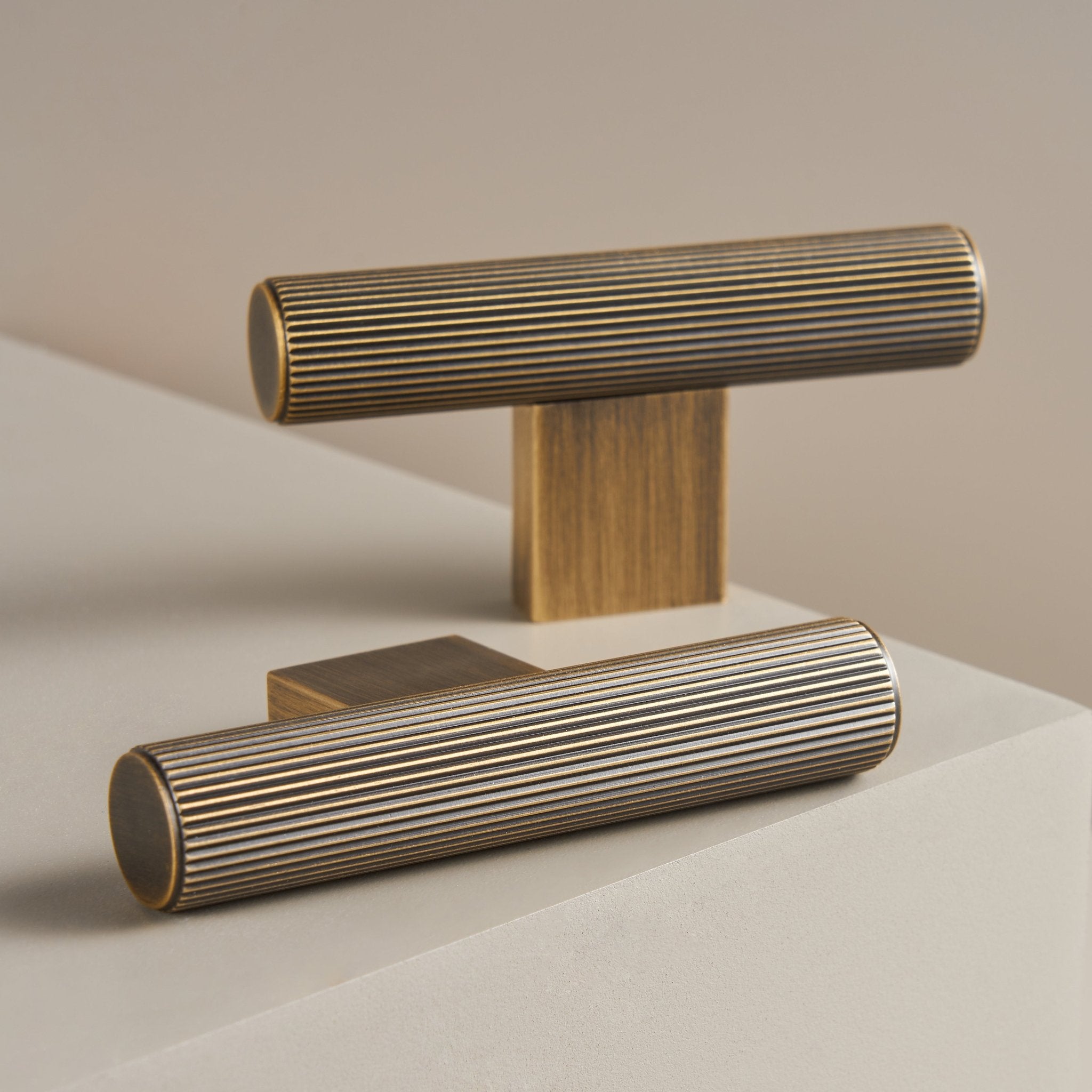 GRAFO massief messing T-stangen