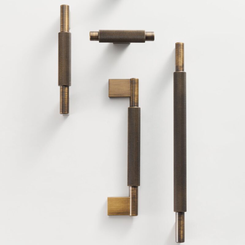 JAROD Asa moleteada de latón macizo