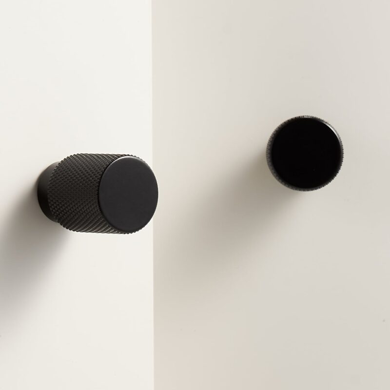 Bouton moleté en laiton massif JAROD