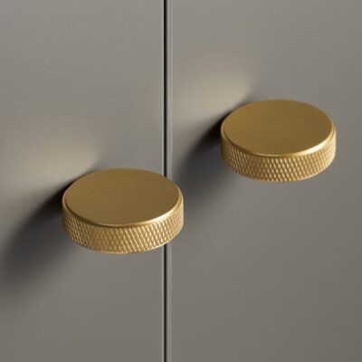 Bouton en laiton massif KERMA - Disque - meraki.