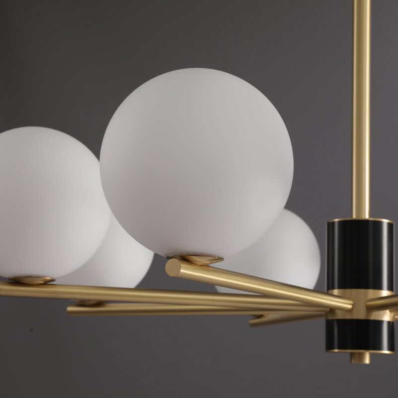 KESY Kronleuchter aus massivem Messing