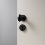 Maniglia per porta KROM