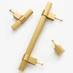 Barra en T de latón macizo LEVVA