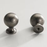 LOX massief messing knop