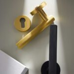 Maniglie per porte in ottone LUX