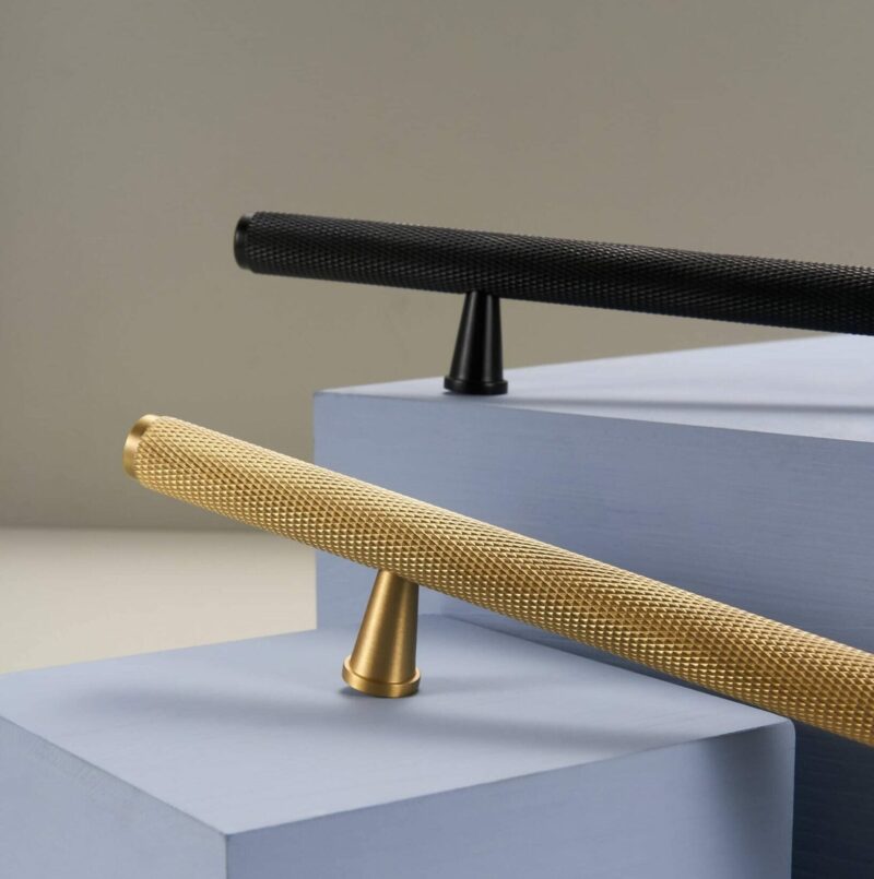 Pomelli zigrinati in ottone massiccio LUX 10 Manopole zigrinate in ottone massiccio LUX