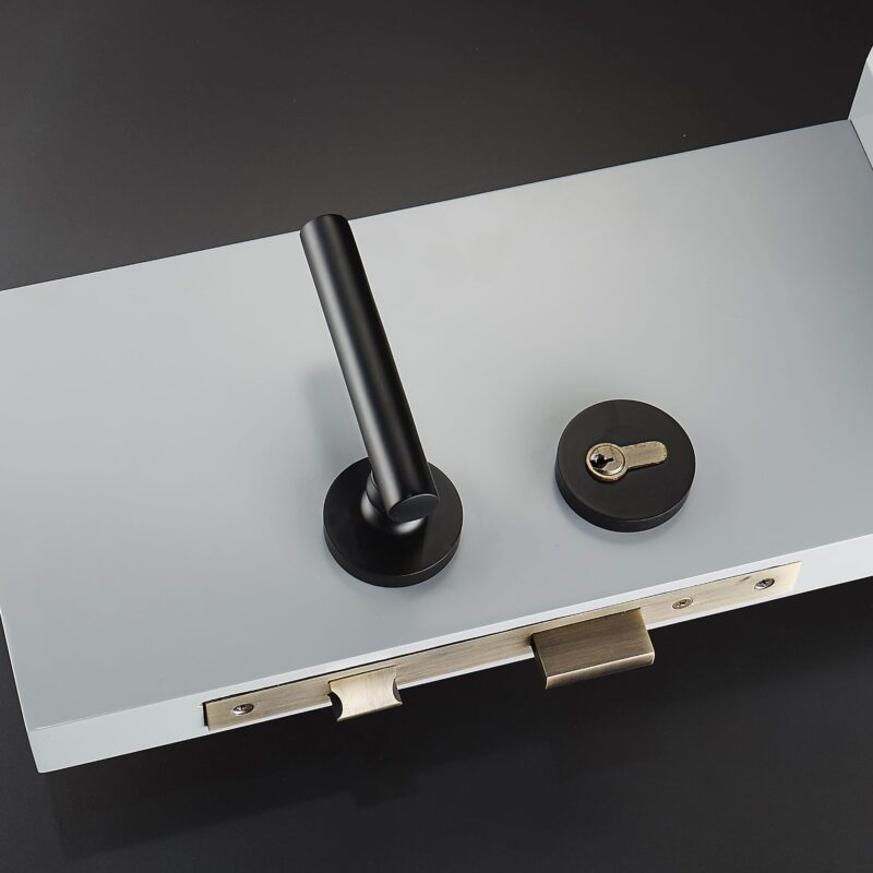 NOVUS Set maniglie e serratura per porte in ottone massiccio 4 Maniglie per porte e set di serrature NOVUS in ottone massiccio