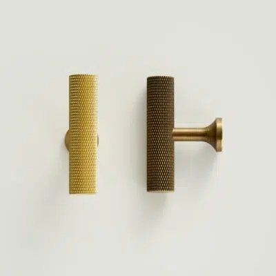 OSLO Knurled Brass T-Bar