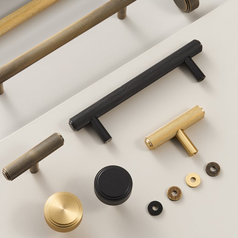 PLAKA Massive Messingknöpfe mit Rändelung