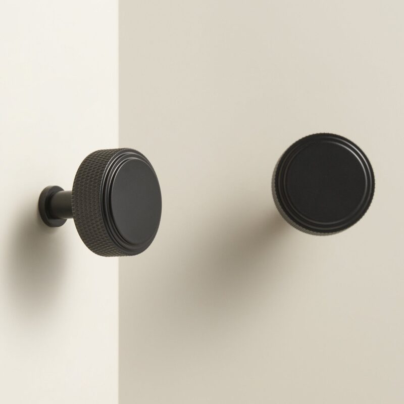 PLAKA Massive Messingknöpfe mit Rändelung