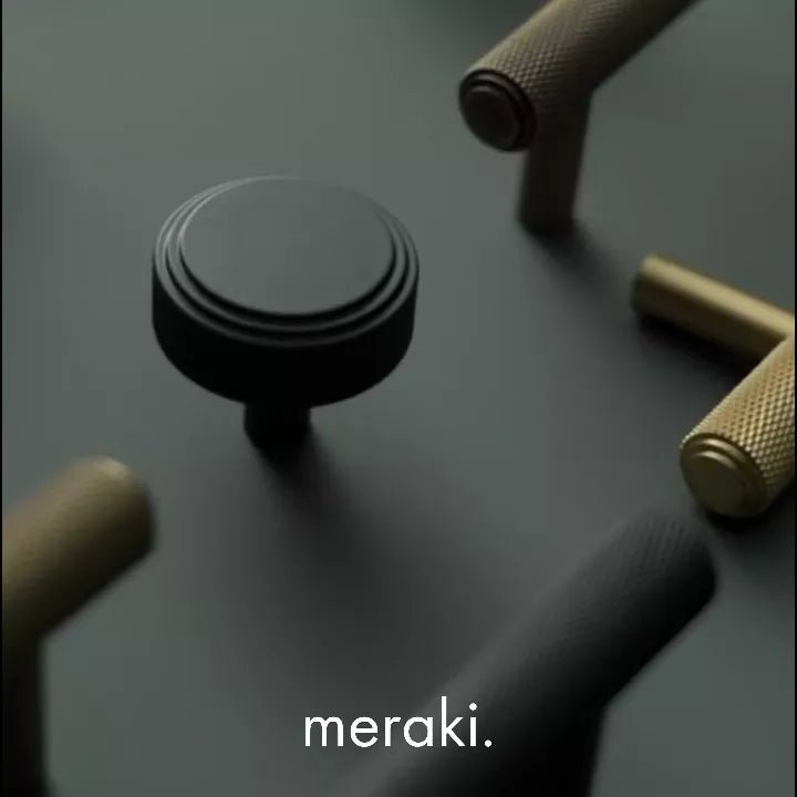 PLAKA Massive Messingknöpfe mit Rändelung