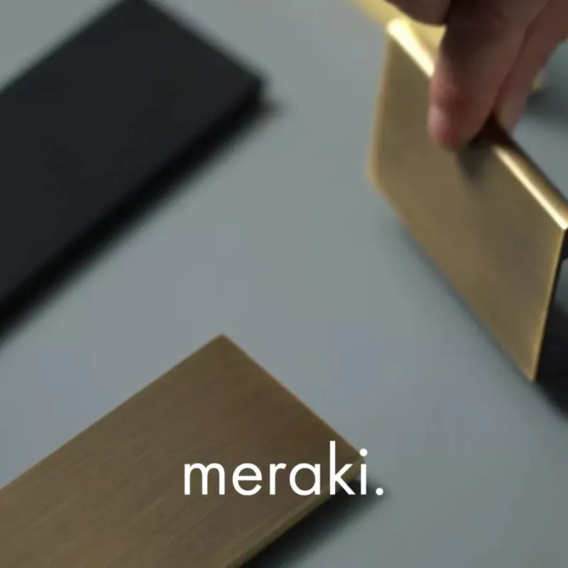 VYRA Solid Brass Edge Pulls