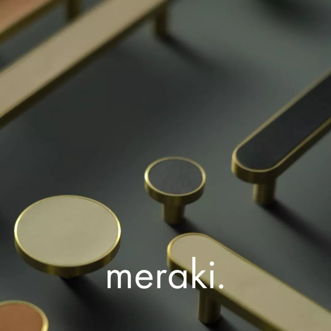 FERN Manija de latón macizo y cuero