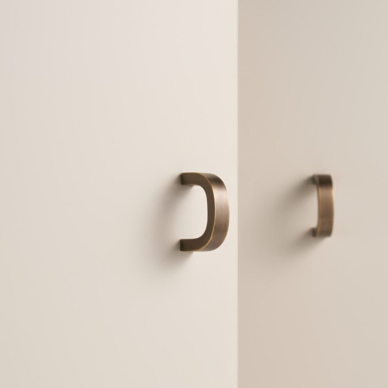 RIVO Massivmessing-Zuggriff 7 RIVO Zuggriff aus massivem Messing