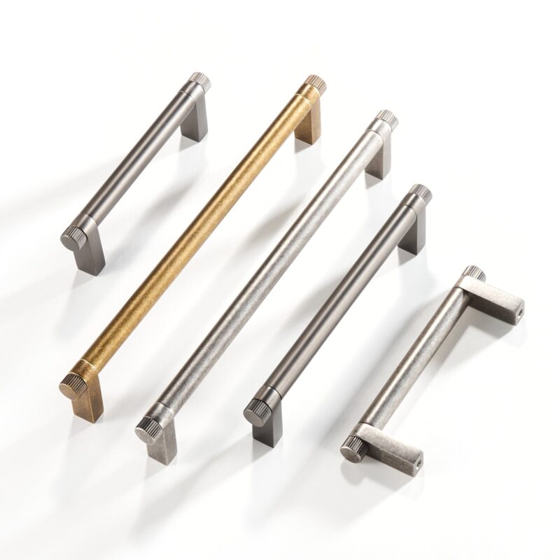 Manija TOMA de latón macizo