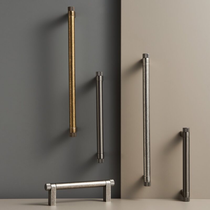 Manija TOMA de latón macizo