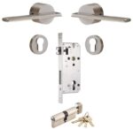 VERTO Türgriff und Schloss aus massivem Messing