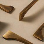 Maniglia VION in ottone massiccio